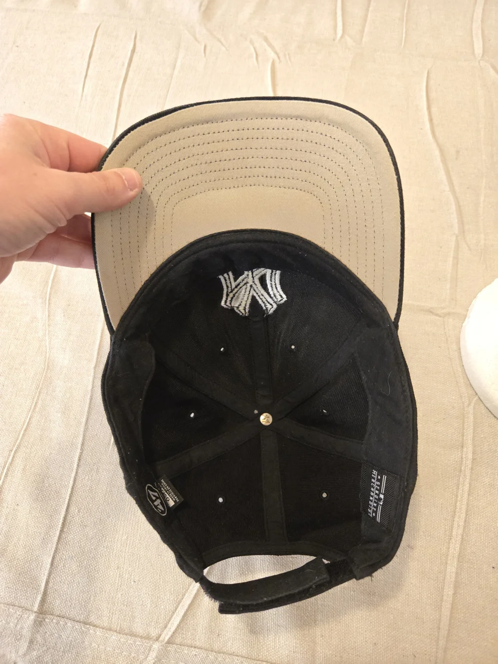 47 York Yankees Black Adjustable Baseball Cap OSFA - Picture 6 of 8